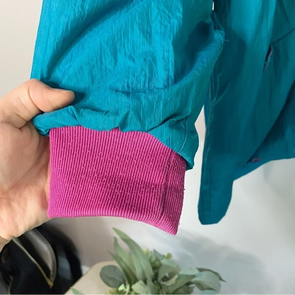 Vintage Women's 80s Style Windbreaker Full Zip Jacket